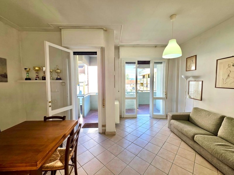 Appartamento in Vendita a Viareggio, 298'000&euro;, 103 m², arredato