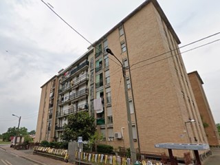 Quadrilocale in Vendita a Solaro, 44'625&euro;, 62 m², con Box