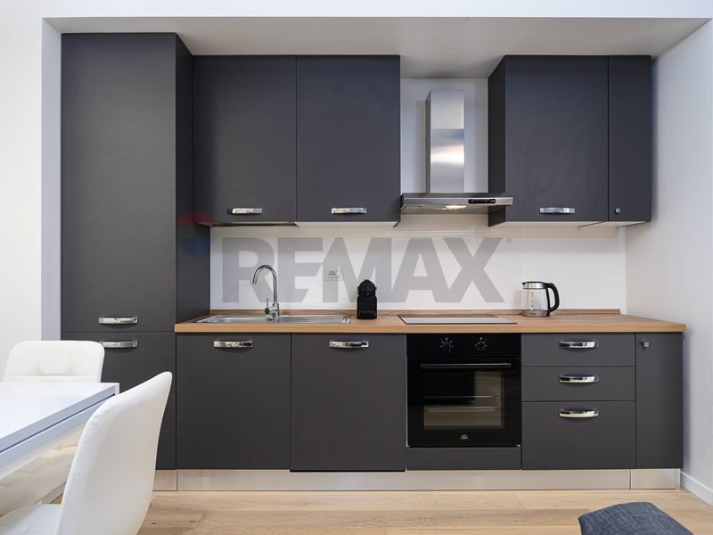 Bilocale in Vendita a Milano, 339'000&euro;, 54 m²