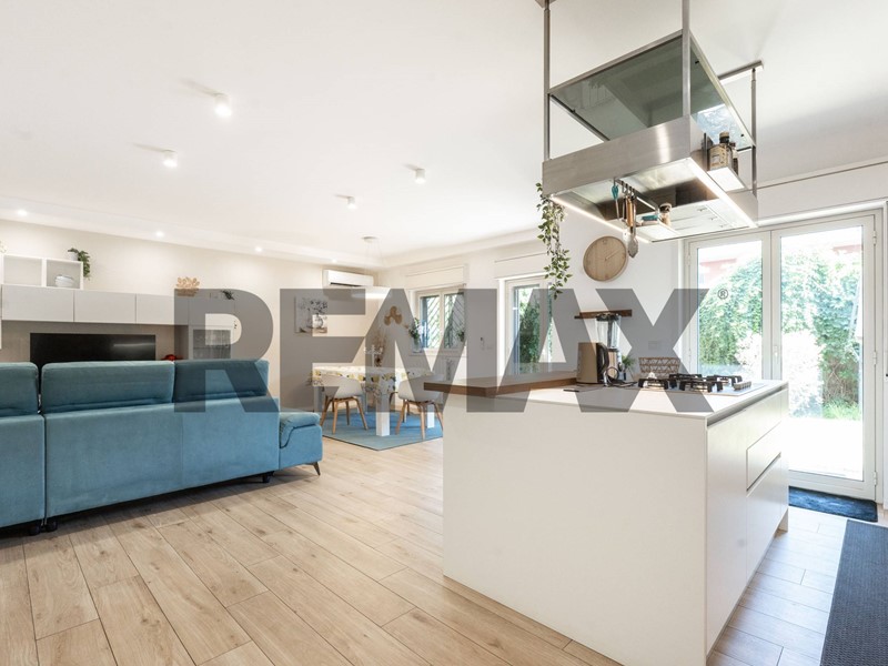 Appartamento in Vendita a San Giovanni la Punta, 218'000&euro;, 145 m²