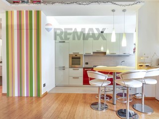 Bilocale in Vendita a Milano, 339'000&euro;, 65 m²