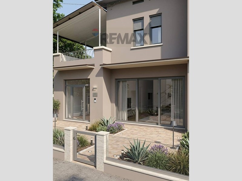 Quadrilocale in Vendita a Parma, 197'000&euro;, 160 m²