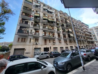 Trilocale in Vendita a Roma, 189'000&euro;, 62 m²