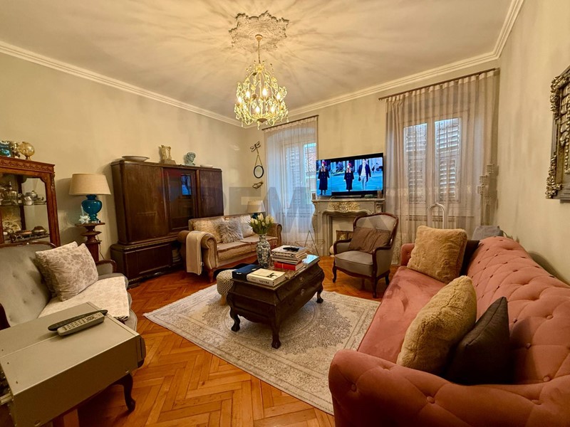 Trilocale in Affitto a Trieste, 950&euro;, 90 m²