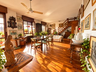 Quadrilocale in Vendita a Milano, 390'000&euro;, 130 m², con Box