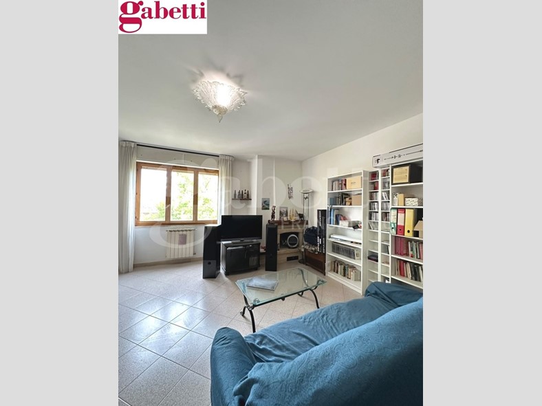 Appartamento in Vendita a Siena, 170'000&euro;, 89 m², con Box