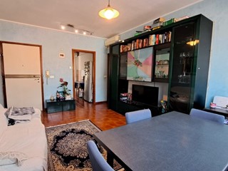 Quadrilocale in Vendita a Bologna, 215'000&euro;, 78 m²