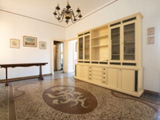 Appartamento in Vendita a Genova, zona Foce, 249'000&euro;, 126 m²