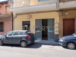 Trilocale in Vendita a Catania, 59'000&euro;, 78 m²