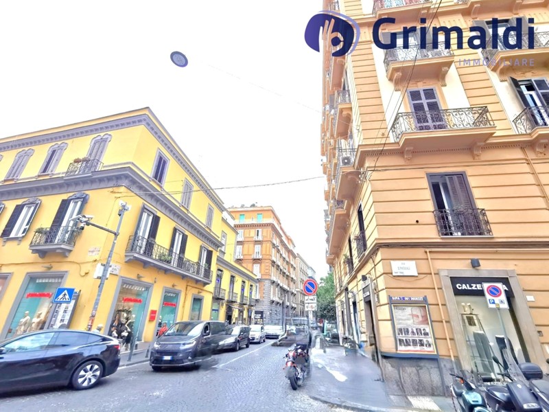 Trilocale in Affitto a Napoli, 1'800&euro;, 100 m²