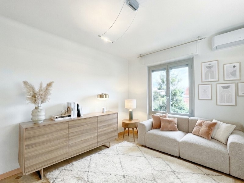 Bilocale in Vendita a Monza, 160'000&euro;, 60 m², arredato