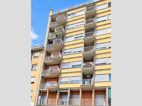 Appartamento in Vendita a Torino, 152'700&euro;, 126 m²