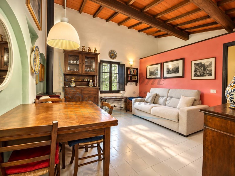 Trilocale in Vendita a Riparbella, 105'000&euro;, 70 m²