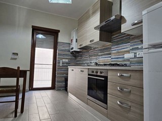 Appartamento in Affitto a L'Aquila, 900&euro;, 100 m²
