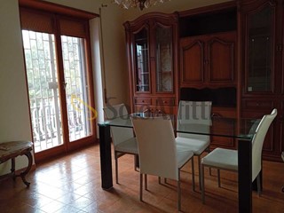 Trilocale in Affitto a Roma, zona Finocchio-Torre Gaia-Grotte Celoni-Torre Angela, 700&euro;, 65 m²