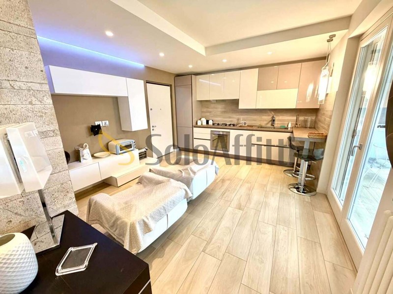 Trilocale in Affitto a Tortoreto, 650&euro;, 60 m²