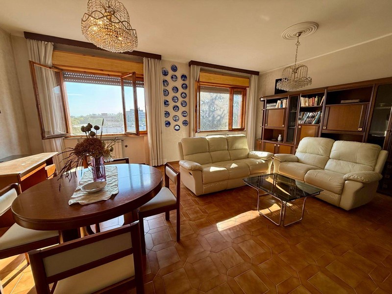 Quadrilocale in Vendita a Alessandria, 118'000&euro;, 120 m²