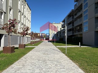 Trilocale in Affitto a Milano, 2'400&euro;, 100 m²