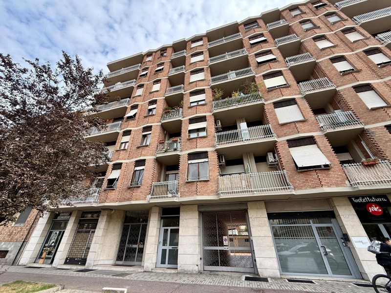Quadrilocale in Vendita a Alessandria, 98'000&euro;, 85 m²