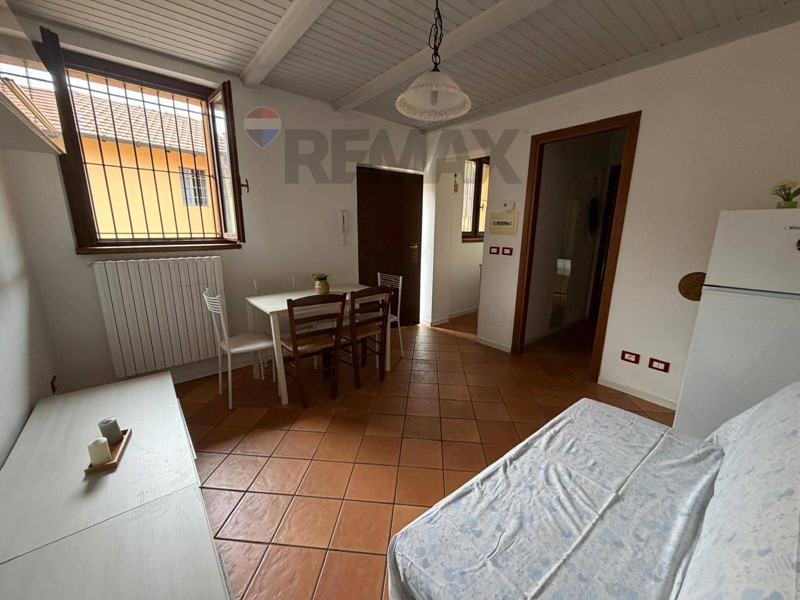 Bilocale in Vendita a Rho, 119'000&euro;, 51 m²