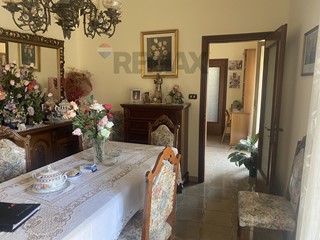 Quadrilocale in Vendita a Catania, 108'000&euro;, 90 m²