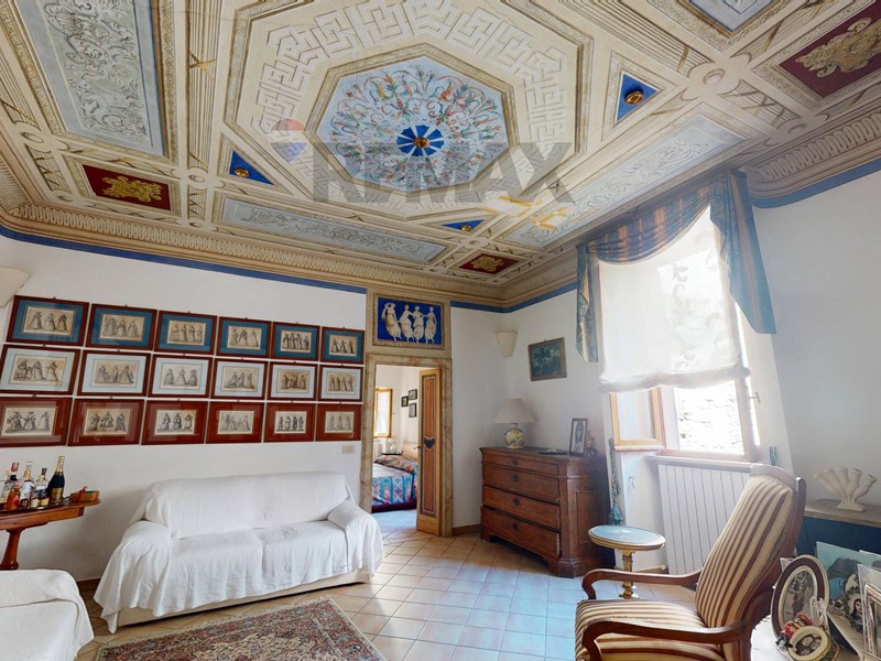 Appartamento in Vendita a Perugia, 255'000&euro;, 146 m²