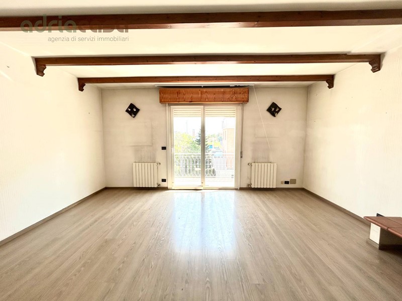 Appartamento in Vendita a Rimini, 350'000&euro;, 150 m²