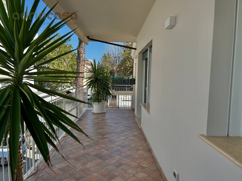 Trilocale in Affitto a Riccione, 100 m²