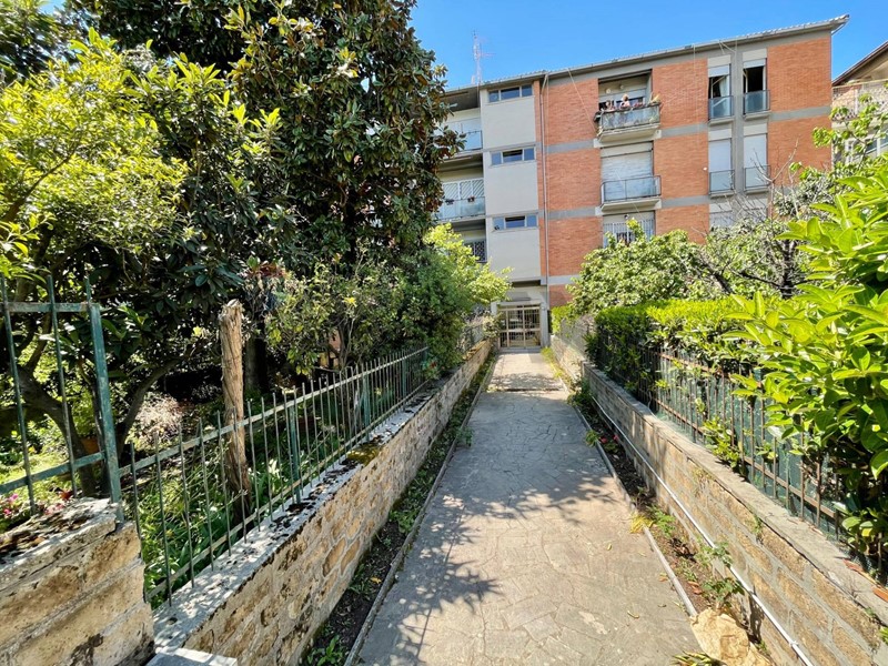 Appartamento in Vendita a Roma, 479'000&euro;, 145 m²