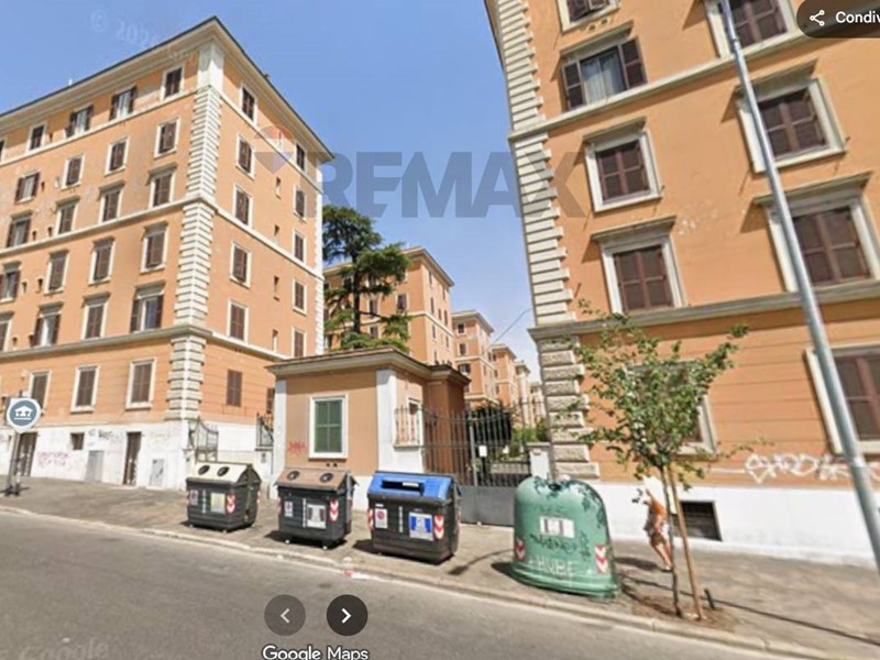 Trilocale in Vendita a Roma, 274'000&euro;, 71 m²