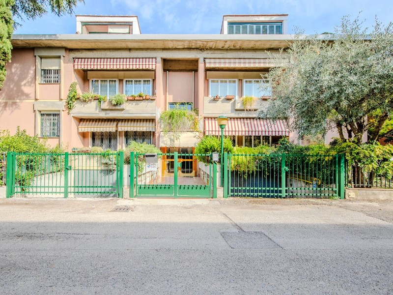 Appartamento in Vendita a Firenze, 660'000&euro;, 194 m²