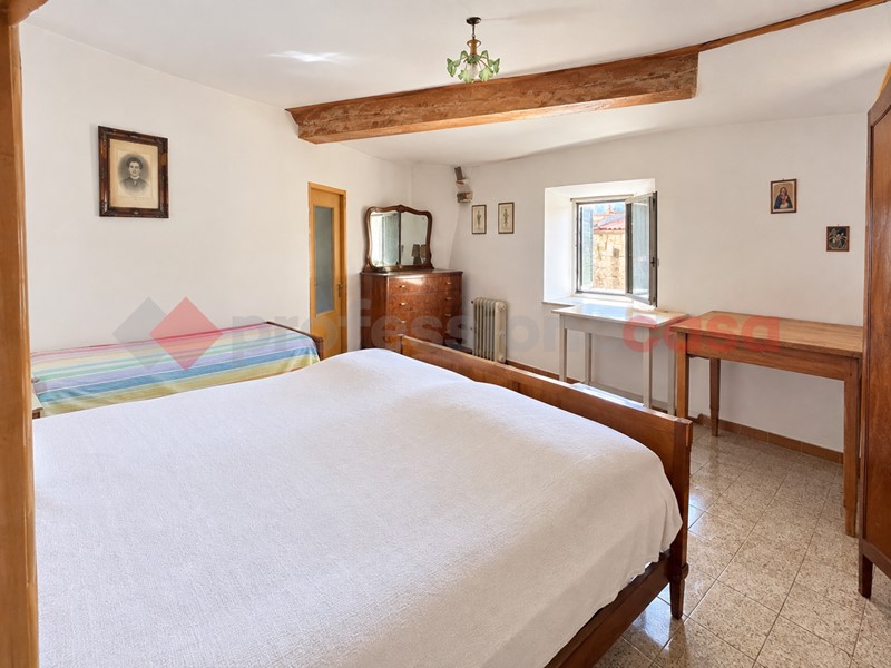 Trilocale in Vendita a Fiuggi, 110'000&euro;, 130 m², arredato