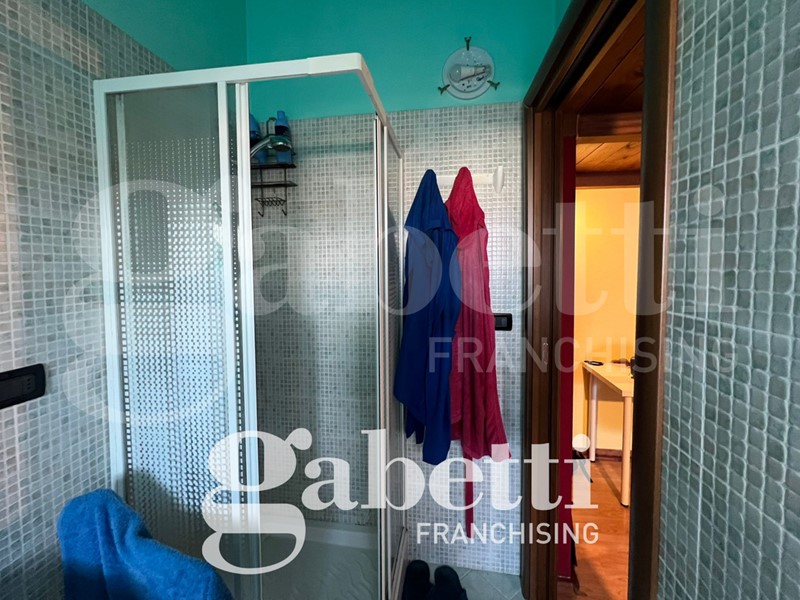Bilocale in Vendita a Torino, 49'000&euro;, 54 m², arredato, con Box