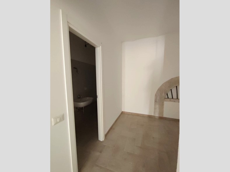Monolocale in Vendita a L'Aquila, 75'000&euro;, 34 m²