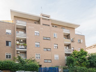 Appartamento in Vendita a Roma, 950'000&euro;, 235 m²