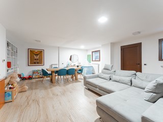 Bilocale in Vendita a Milano, 335'000&euro;, 75 m², arredato