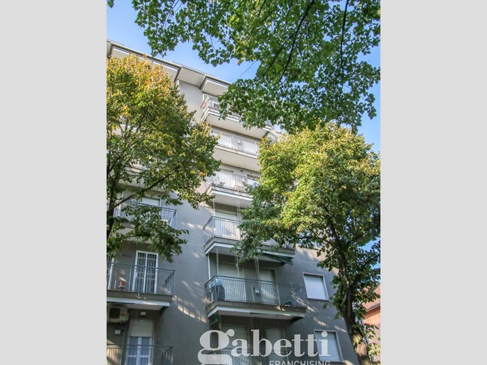 Bilocale in Vendita a Busto Arsizio, 105'000&euro;, 70 m²