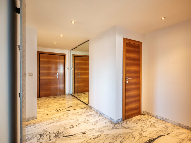 Trilocale in Vendita a Roma, 750'000&euro;, 158 m², con Box