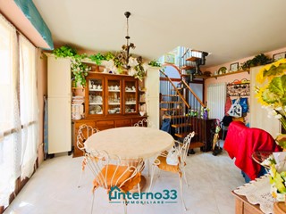 Quadrilocale in Vendita a Sarzana, 220'000&euro;, 120 m², con Box