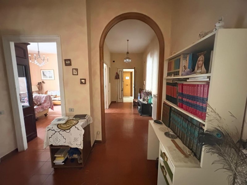 Trilocale in Vendita a Guidonia Montecelio, zona Guidonia, 159'000&euro;, 115 m²