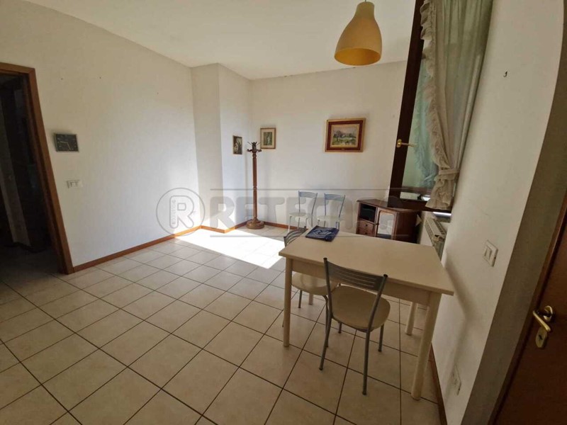 Bilocale in Vendita a Castelvetro Piacentino, 61'900&euro;, 62 m², con Box