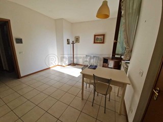 Bilocale in Vendita a Castelvetro Piacentino, 61'900&euro;, 62 m², con Box