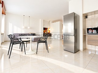 Monolocale in Vendita a Vicenza, 148'000&euro;, 91 m², arredato