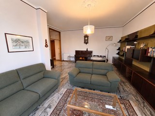 Appartamento in Vendita a Bologna, zona San Ruffillo - Zona Toscana, 510'000&euro;, 160 m², con Box