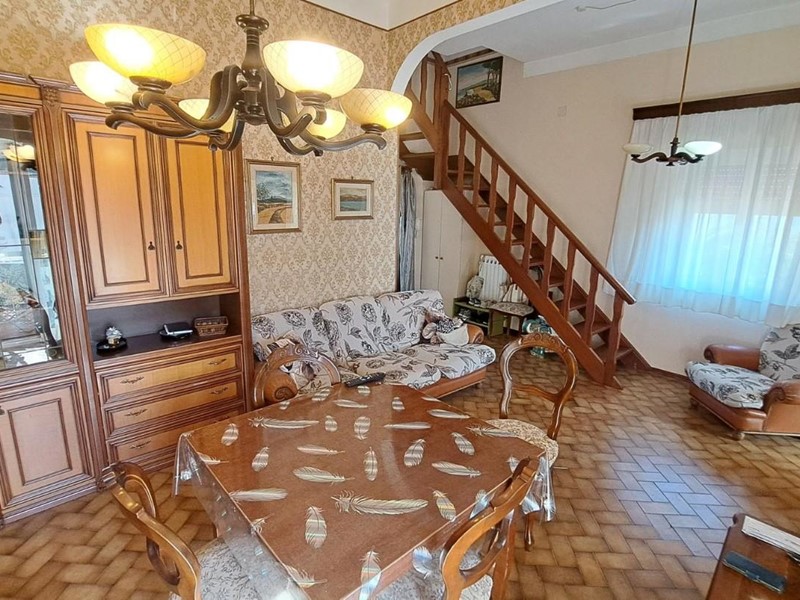 Appartamento in Vendita a Rosignano Marittimo, zona Rosignano Solvay, 188'000&euro;, 90 m²