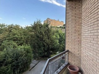 Bilocale in Vendita a Siena, 230'000&euro;, 53 m²