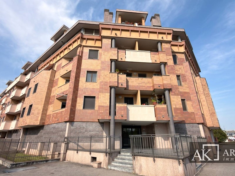 Trilocale in Vendita a Novara, 190'000&euro;, 90 m²