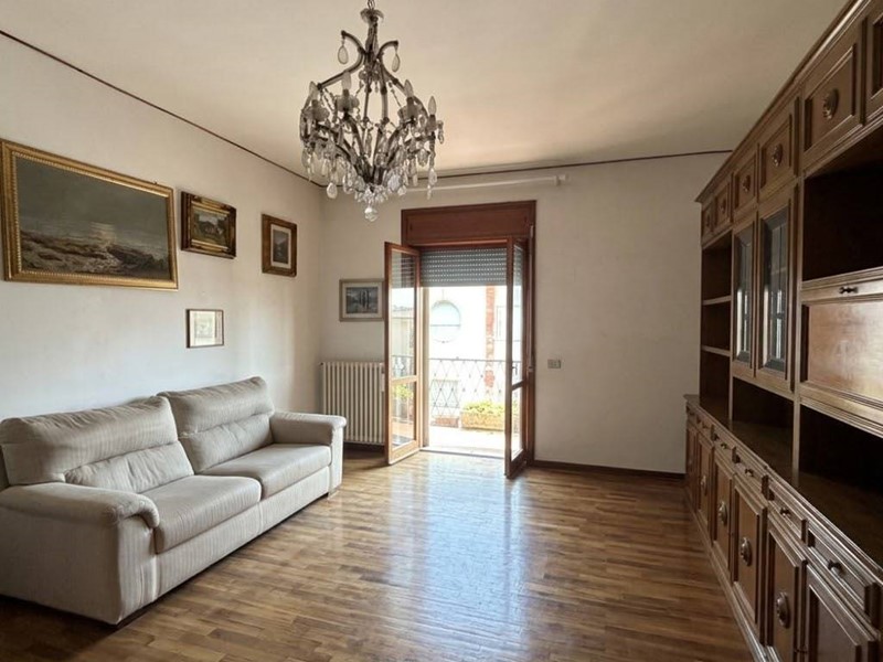 Quadrilocale in Vendita a Lecce, 210'000&euro;, 110 m²
