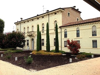 Bilocale in Vendita a Ferrara, 132'000&euro;, 60 m²
