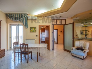 Quadrilocale in Vendita a Caltagirone, 59'000&euro;, 153 m²